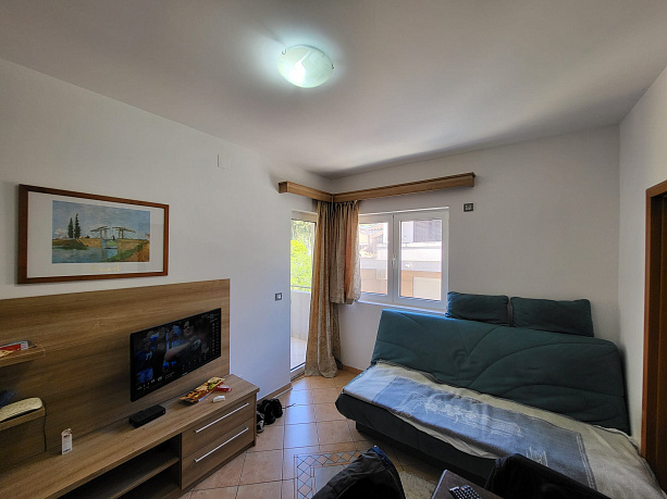 Wohnungen 27-40m2 mit einem Schlafzimmer in Becici